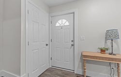 11 Woodbridge Lane, Middlebury, VT 05753
