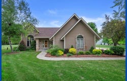 566 Amber Ct, Colgate, WI 53017