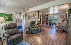 1130 COOPER AVE, Cottage Grove, OR 97424