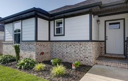 850 W Charlotte Street, Republic, MO 65738