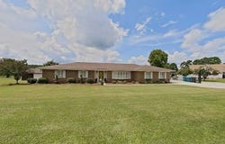 387 Lakeshore, Pelham, GA 31779