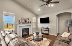18381 E 17th Ave, Greenacres, WA 99016
