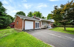 644 Pursel St, Alpha Boro, NJ 08865-4205