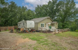 80 Pleasant Ridge Road, Pineville, MO 64856