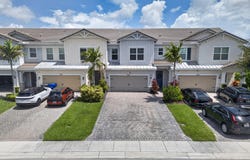 4715 Eucalyptus Drive, Hollywood, FL 33021