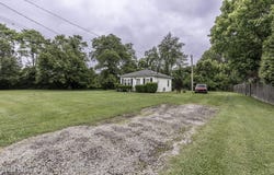 9416 Old Six Mile Ln, Louisville, KY 40299