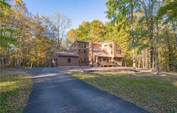 10 Ace Lane, EAST STROUDSBURG, PA 18301