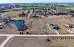 W Siedl Dr, Garden Plain, KS 67050