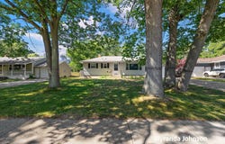 1744 W Norton Avenue, Norton Shores, MI 49441