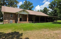 975 Larue Ridge Road, Dover, AR 72837