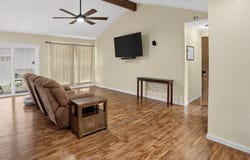 110 Kingsbury Way, Hewitt, TX 76643