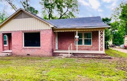 715 N Englewood, Tyler, TX 75704