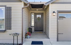 3586 NW 9th Street, Redmond, OR 97756