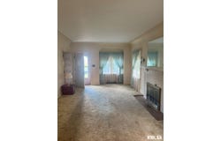 2004 37TH Street, Rock Island, IL 61201