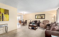 6207 E UNIVERSITY Drive, Mesa, AZ 85205