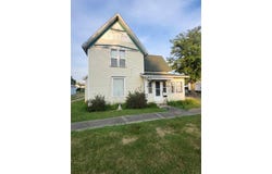 325 N Jefferson Street, Brook, IN 47922