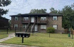 2511 Oak Forest Drive, Savannah, GA 31404