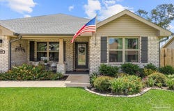 5986 Parsonage Cir, Milton, FL 32570