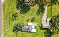 10038 N US HIGHWAY 301, OXFORD, FL 34484