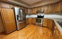 984 750th Road, Centerview, MO 64019