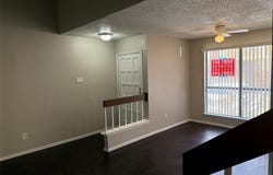 2128 Park Willow Lane, Arlington, TX 76011