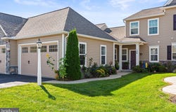 106 S VILLAGE Circle, PALMYRA, PA 17078