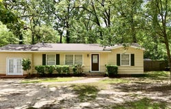 213 W Lakeview Drive, Clinton, MS 39056