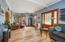 607 Delafield St, Waukesha, WI 53188