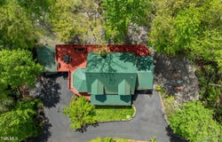 319 Ivy Wood Lane, Mountain City, TN 37683