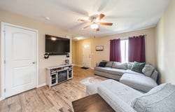 637 Newport Place, Norwalk, IA 50211