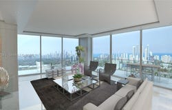 1170 E Hallandale Beach Blvd, Hallandale Beach, FL 33009