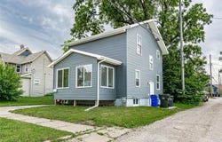 110 14th Street NW, Cedar Rapids, IA 52405