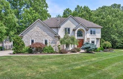 25659 Carnation Run, Westlake, OH 44145