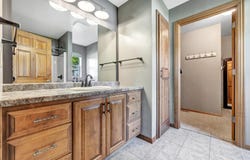 2704 SUSSEX Road, GREEN BAY, WI 54311