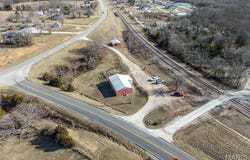 7440 E State Road H, Richland, MO 65556