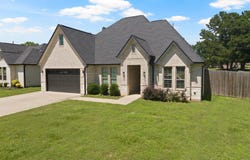 255 Kathryn's Ct, Mt Pleasant, TX 75455
