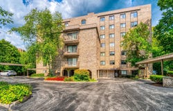 35 S Walworth Ave, Williams Bay, WI 53191