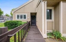 6610 Halsey Street, Shawnee, KS 66216