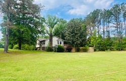 1945 NW ACADEMY Dr, Fayette, AL 35555
