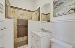 111 Mulberry St, Newark City, NJ 07102-4008