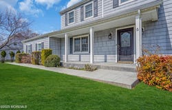 6 Kenneth Drive, Ocean Twp, NJ 07712