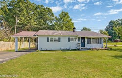 700 Rugby Ave, Jamestown, TN 38556