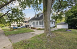 424 N 23rd Street, Springfield, MI 49037