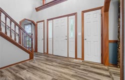 5700 Birmingham Road NE, Canton, OH 44721