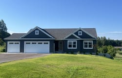 11964 E Shaker Trail, Suttons Bay, MI 49682