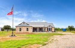 7850 FM 1549, Bigfoot, TX 78005