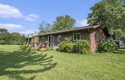7260 W East Road, Three Oaks, MI 49128