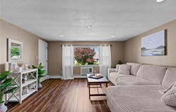 10 Glen Avenue, North Smithfield, RI 02896