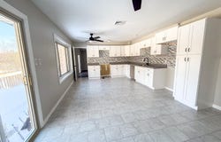 1 CIRCLE DRIVE, HAZLETON, PA 18201