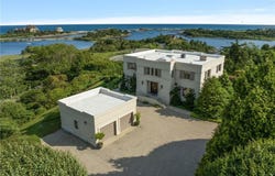 283 Ocean Avenue, Newport, RI 02840